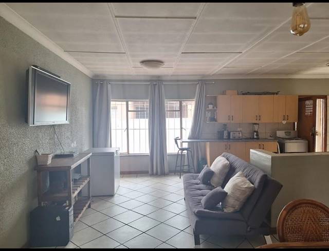 3 BEDROOM PROPERTY TO RENT IN STRUBENVALE